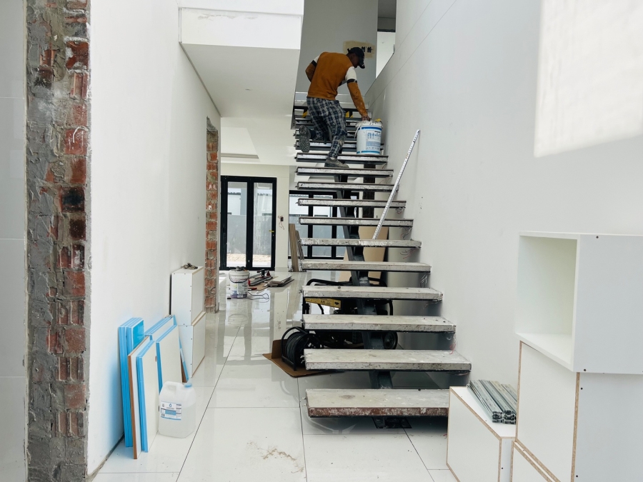  Bedroom Property for Sale in Sandown Western Cape